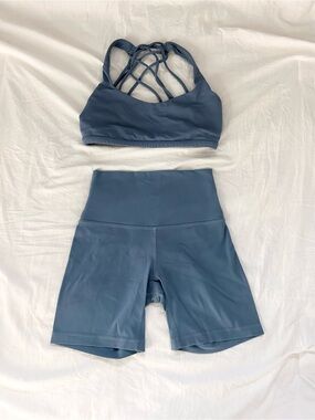 Lululemon Activewear Set